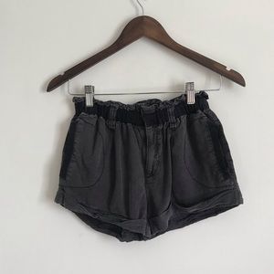 American Eagle Scrunch Shorts